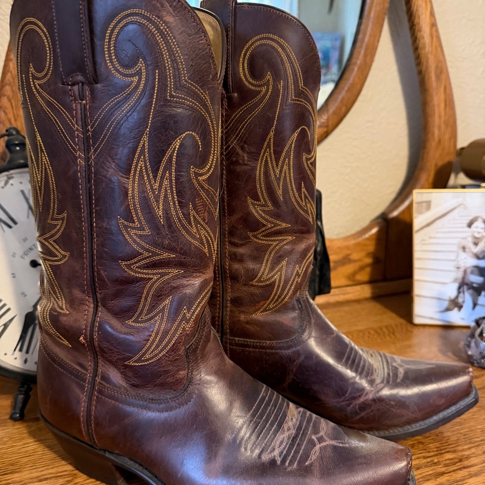 Durango Brown Western Cowboy Boots with Embroidered Stitching - Picture 2 of 7